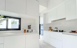 Whitley Road (D11), Terrace #447608711